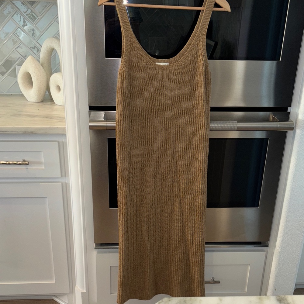 Chic Tan Sleeveless Maxi Dress